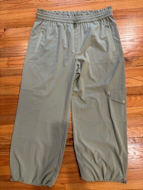 Women’s Elastic-Waist Utility Pants - Olive